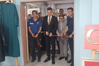Selendi Halk Eğitim Merkezinin sergisi göz doldurdu
