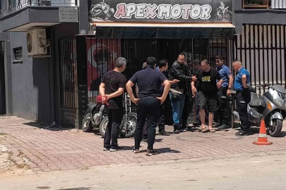 "Ben söz verdim mi tutarım" deyip üzerine benzin dökerek iş yerine kendini kilitledi
