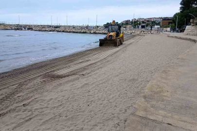 Kocaeli’nin turizm vitrini Kandıra’da 39 ton atık toplandı
