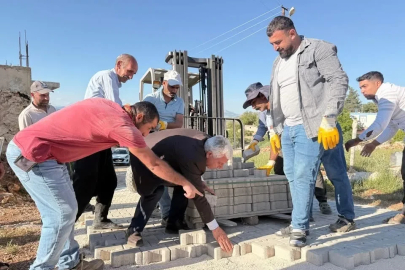 Çermik’te mahalle yolları onarılıyor
