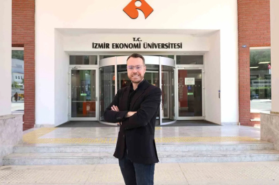 İzmir Ekonomi’li akademisyene prestijli ödül
