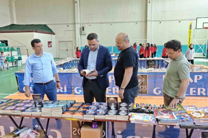 Sarıgöl’de binlerce kitap öğrencilerle buluştu
