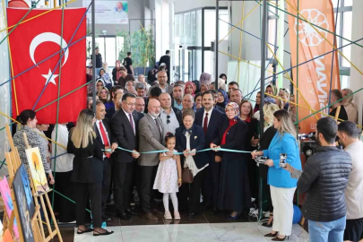Başkan Çolakbayrakdar: "Akademiler, artık sadece eğitim değil, sosyal hayatın merkezi oldu"
