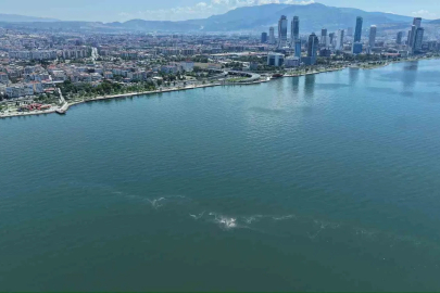 İzmir Körfezi’nde kirlilik dron ile tespit edildi
