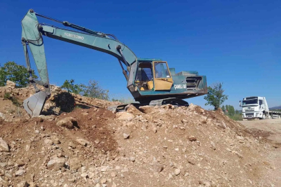 Çameli’nde selin bozduğu arazi yolları bakıma alındı
