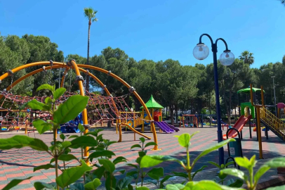 Aydın Büyükşehir’den Nazilli Atatürk Parkı’nda çevre düzenlemesi
