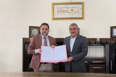 Erzurum’da anlamlı iş birliği: Müftülük ve Yakutiye Belediyesi protokol imzaladı
