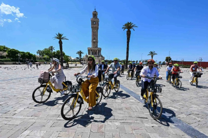 İzmir’de fuarcılığın uluslararası liderleri buluştu
