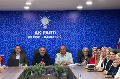 AK Parti’de yol haritası belirlendi
