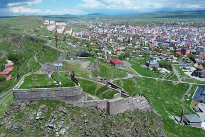 Kars’ta bölgesel kalkınma hamlesi: KAI bölgesi için 2030 vizyonu masaya yatırılıyor
