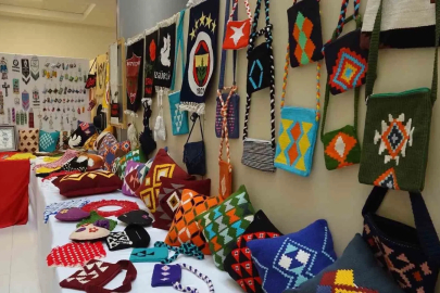 Hatay’da hükümlülerin el emeği eserleri sergilendi
