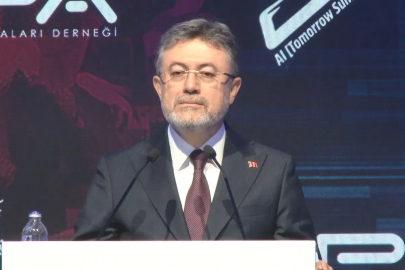 Bakan Yumaklı: "Tarım ve Orman Sektöründe Yapay Zeka Destekli Dijital Dönüşüm Strateji Belgesi ve Eylem Planımızı hazırladık"
