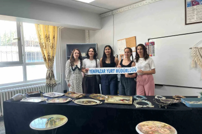 Üniversite öğrencilerinin el emekleri görücüye çıktı

