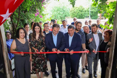 Bayındır Halk Eğitim Merkezi yıl sonu sergisi açıldı
