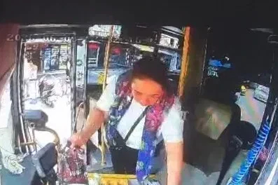 Adana’da otobüs şoförünün parasını çalıp kaçtı
