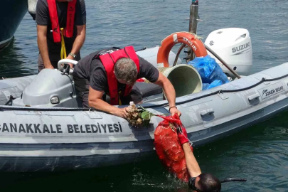 Çanakkale Yat Limanı’nda yüzey ve dip temizliği
