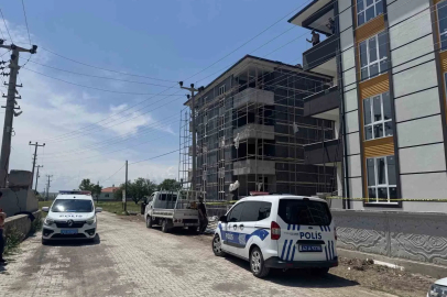 Konya’da elektrik akımına kapılan işçi 4’üncü kattan düştü
