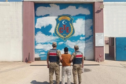 Kesinleşmiş 17 yıl cezayla aranan şahıs yakalandı
