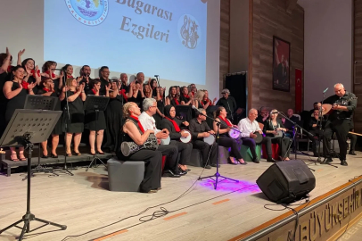 Bağarası ezgileri Alaşehir’i coşturdu

