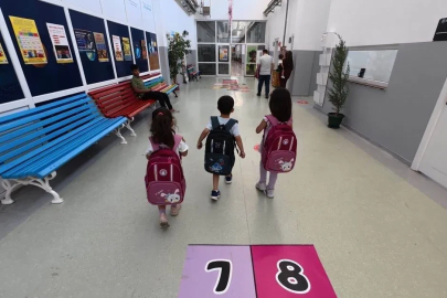 Diyarbakır’da 440 çocuğa okul çantası ve kırtasiye desteği
