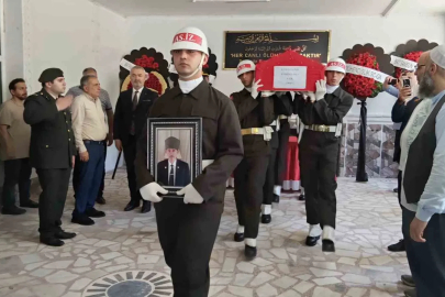 Kıbrıs gazisi Samsun’da askeri törenle son yolculuğuna uğurlandı
