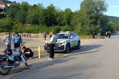 Kastamonu’da çarpışan iki motosikletin sürücüsü yaralandı
