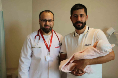 Anne karnında yaşama şansı düşük denilen bebek, Diyarbakır’da sağlığına kavuştu
