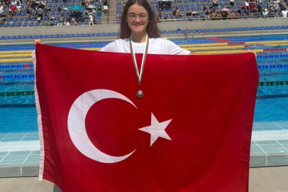 Milli yüzücü Ecrin Çevik’ten uluslararası başarı
