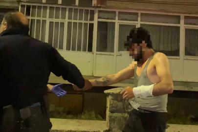 Evinde bıçakla kendine zarar veren şahsın hayatını polisin telefon detayı kurtardı
