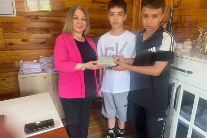 Eskişehir’de çocuklardan örnek davranış
