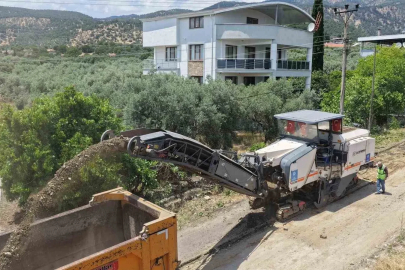 Kuyucak’ta mahalleleri birbirine bağlayan yol yenileniyor
