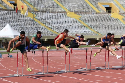 Aydınlı sporcu 110 metre engellide Türkiye rekoru kırdı
