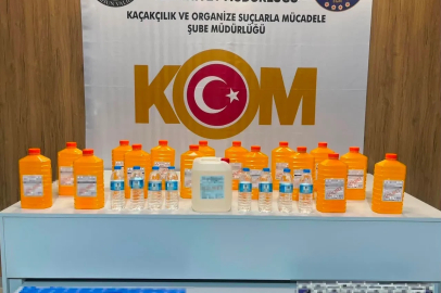Kaçak içki ve makaron operasyonu: Çok sayıda ürün ele geçirildi
