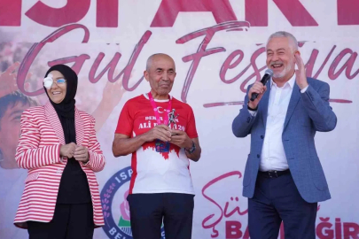 Demir adam Ali Bıdı, Gül Maratonu’nu başarıyla tamamladı
