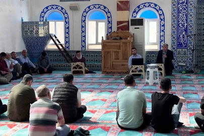 Altıntaş’ta Kur’an kurslarında görev alacak personele hizmet içi eğitim
