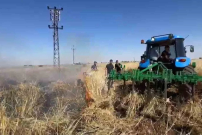 Şanlıurfa’da onlarca dönümlük arpa ekili tarla kül oldu
