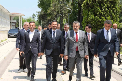 Bakan Tekin’den Kağıthane Belediyesi’ne ziyaret
