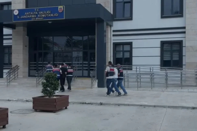 Antalya merkezli 27 ilde eş zamanlı yasa dışı bahis operasyonu: 79 gözaltı

