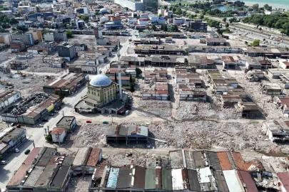 Gülsan Sanayi Sitesi’nde yıkımlar devam ediyor
