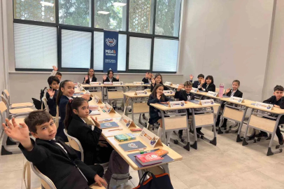 Ege Üniversitesi kapılarını minik diplomatlara açtı
