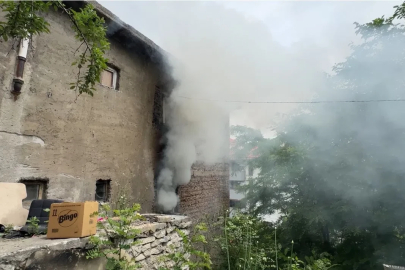 Karabük’te ev yangını büyümeden söndürüldü
