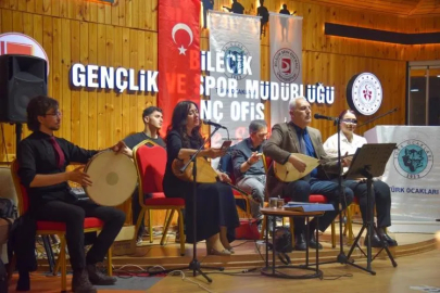 BŞEÜ’de ‘Türk Töresinde Kadın’ söyleşisi ve ‘Türkülerle Bilecik’ akşamı düzenlendi
