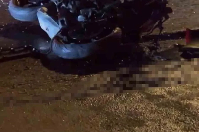 Minibüs ile çarpışan motosikletin Rus sürücüsü hayatını kaybetti
