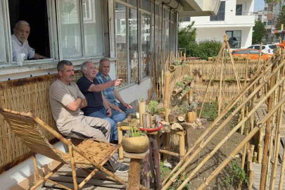 27 yıllık sağlıkçı bambuyu sanat eserlerine dönüştürüyor
