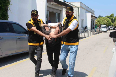 Genç kadını evinin önünde bıçakladı: "Görünce heyecanlandım. Birden saldırdım, pişmanım"
