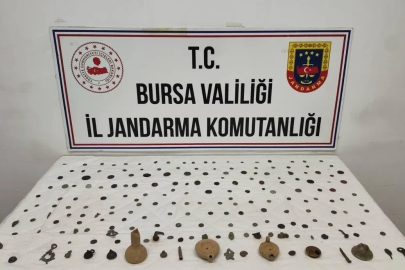 Tarihi eser kaçakçılarına operasyon: Roma ve Bizans dönemine ait 202 parça ele geçirildi
