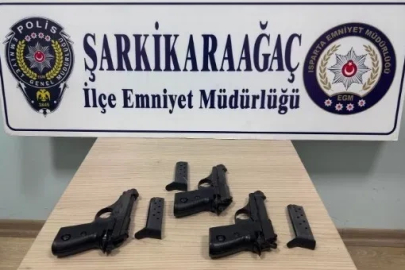 Şarkikaraağaç’ta ruhsatsız silah operasyonu: 2 şüpheli hakkında işlem başlatıldı

