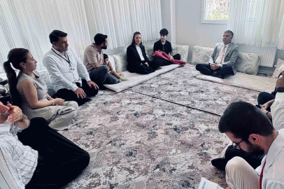 MEB Genel Müdürü Durna, okul saldırısından etkilenen öğrenci ve öğretmenleri ziyaret etti
