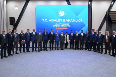 Adalet Bakanı Gürlek, İç Anadolu Bölgesi Milletvekilleriyle bir araya geldi
