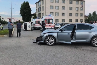 Iğdır’da araçlar çarpıştı: 4 yaralı
